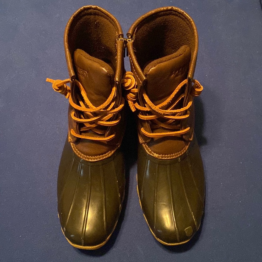 Sperry Zip lace Rain boots size 6M girls